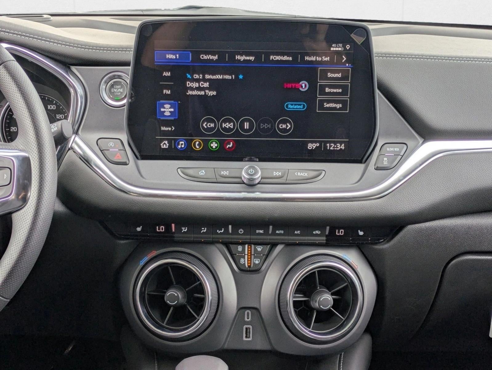 2025 Chevrolet Blazer 2LT