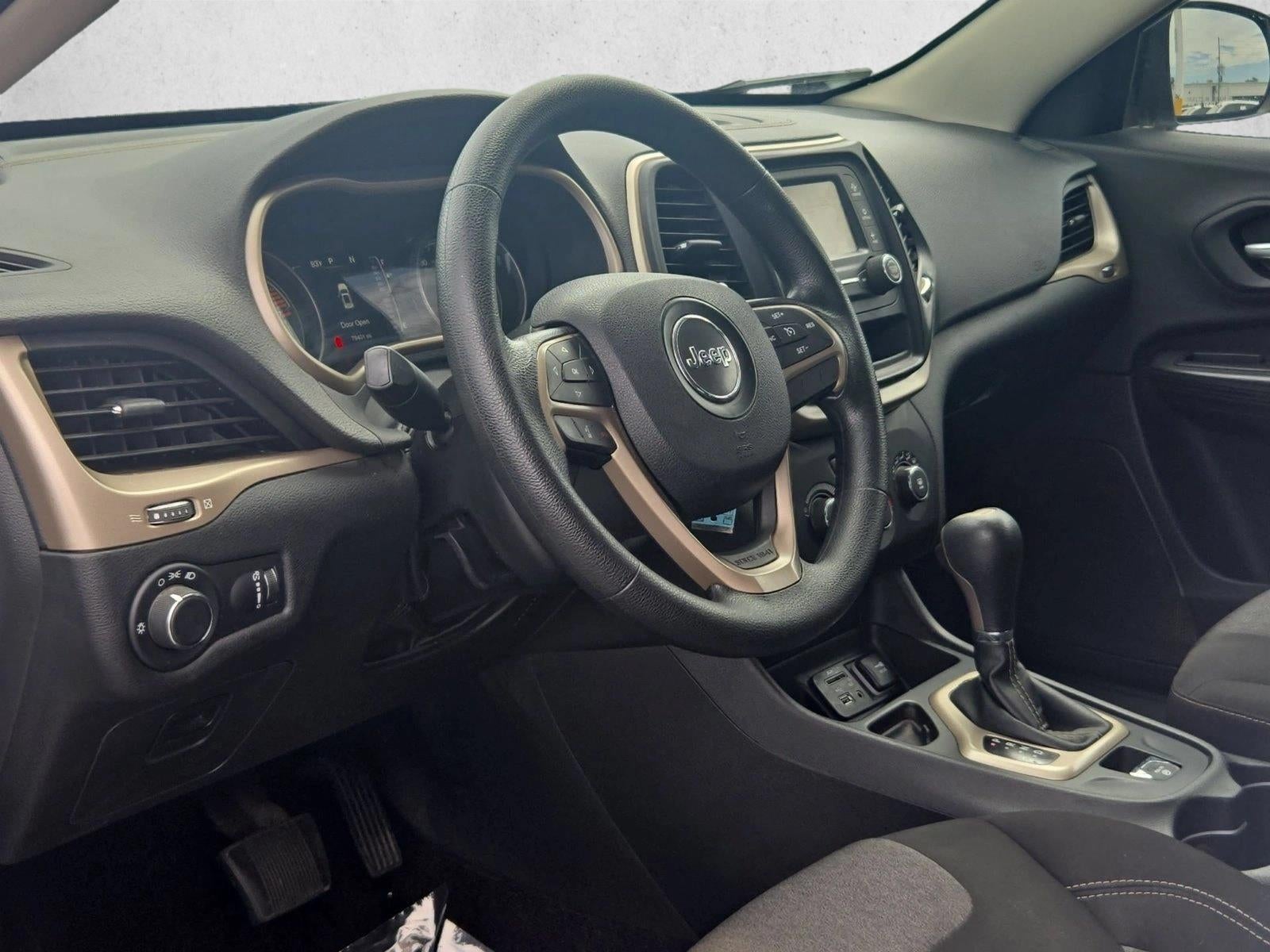 2017 Jeep Cherokee Sport