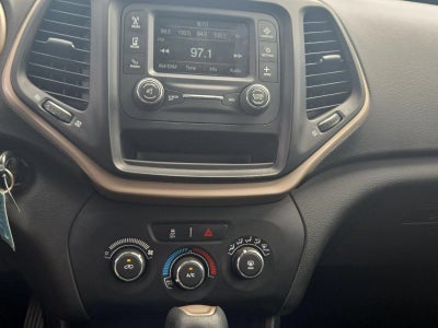 2017 Jeep Cherokee Sport
