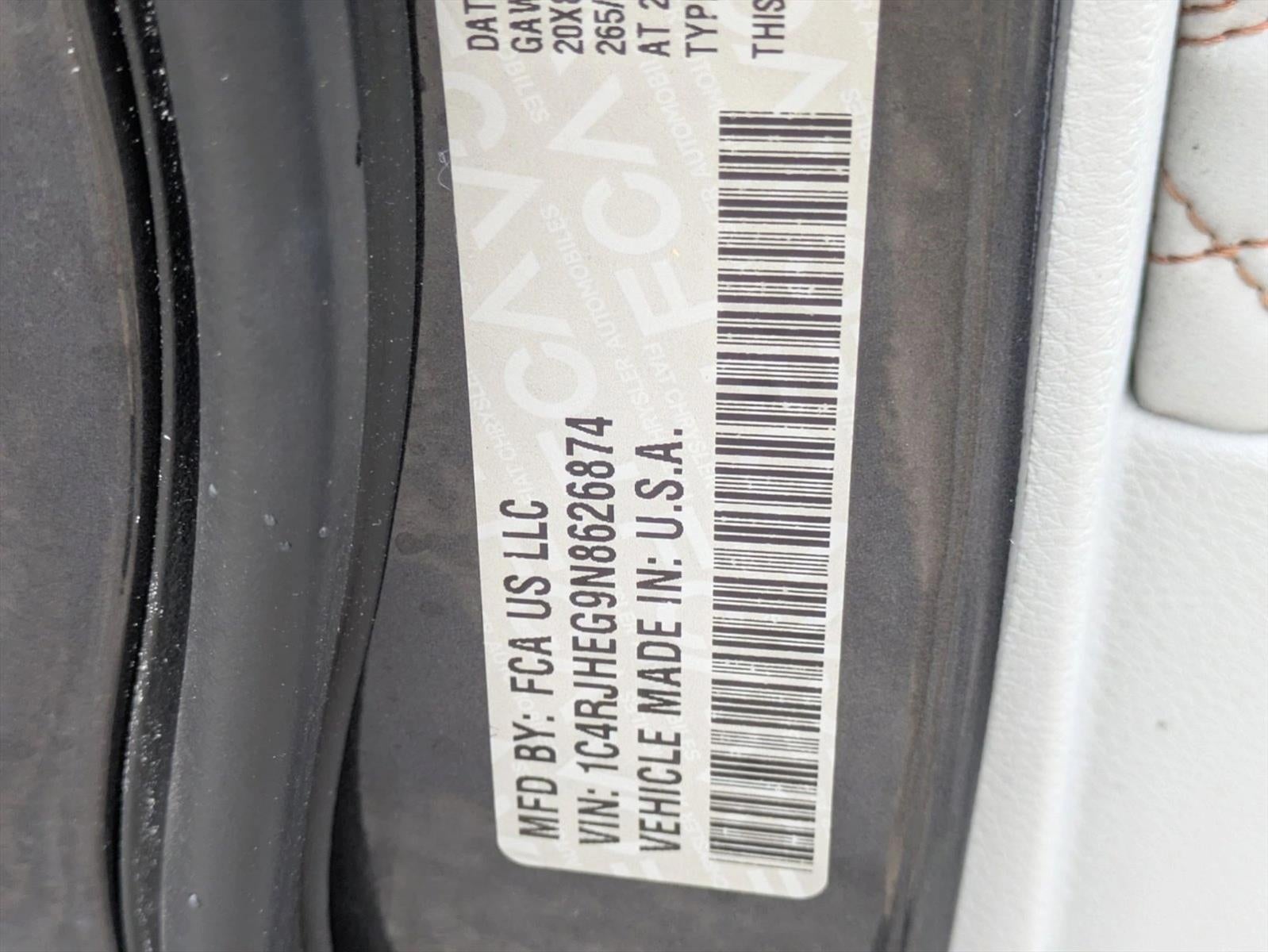 2022 Jeep Grand Cherokee Summit