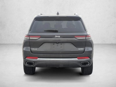 2022 Jeep Grand Cherokee Summit