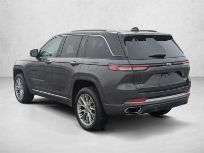 2022 Jeep Grand Cherokee Summit