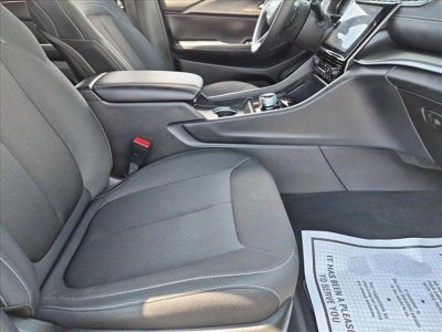 2025 Jeep Grand Cherokee L Laredo 4x4