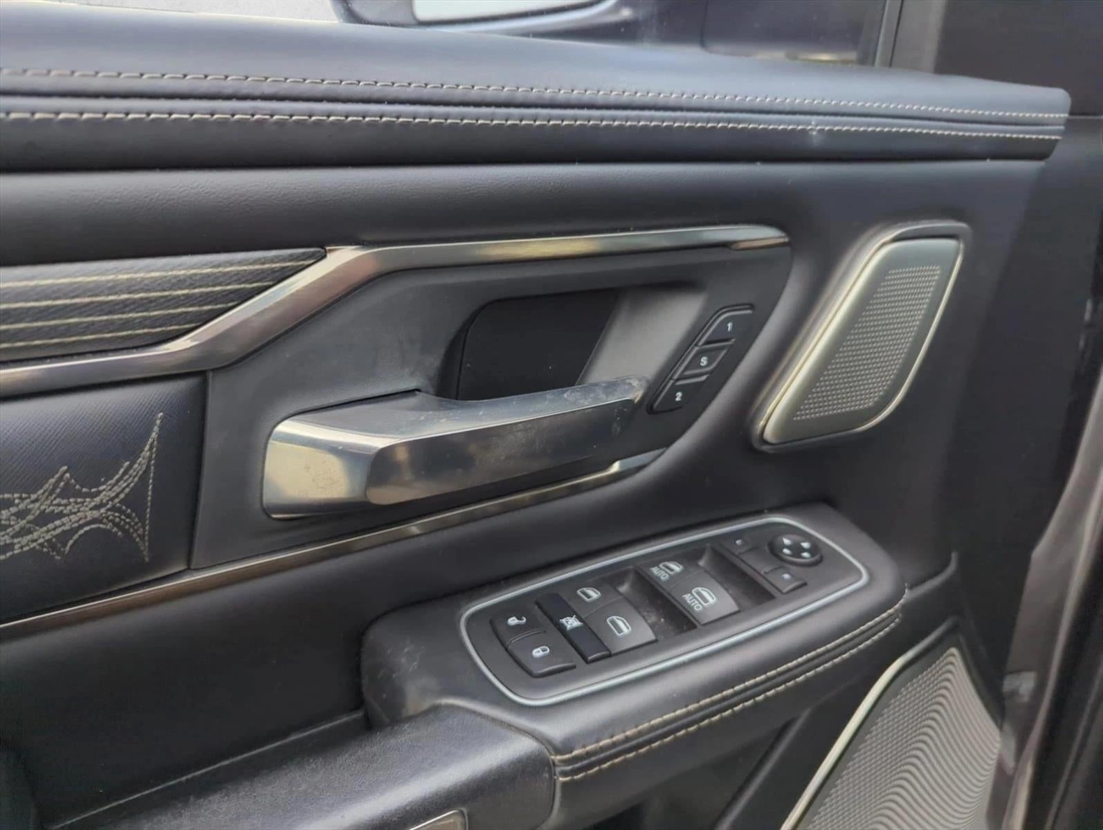 2020 RAM 1500 Limited Crew Cab 4x4 6'4" Box
