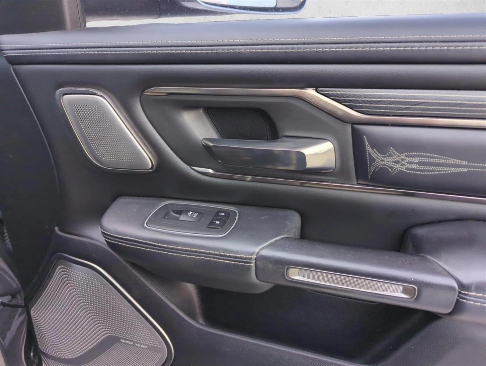 2020 RAM 1500 Limited Crew Cab 4x4 6'4" Box