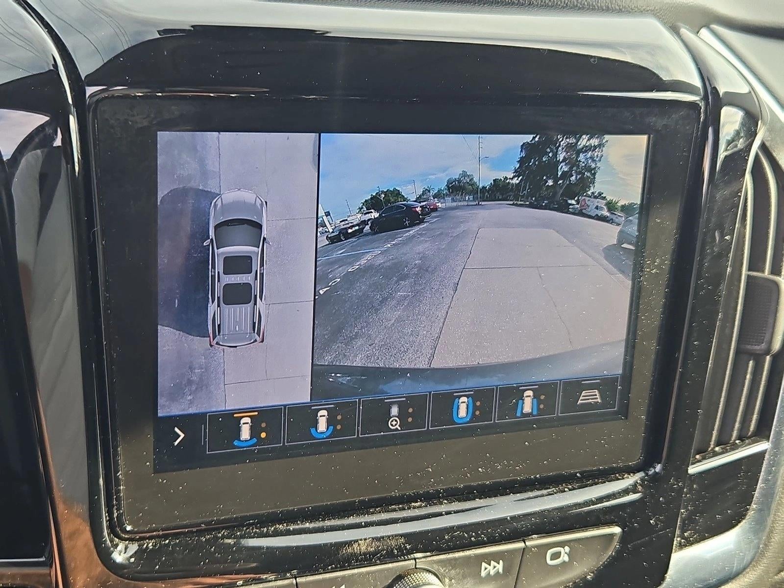2021 Chevrolet Traverse LT Leather