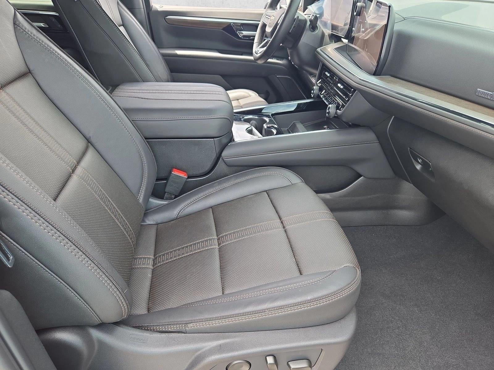 2026 Chevrolet Suburban High Country - Photo 21
