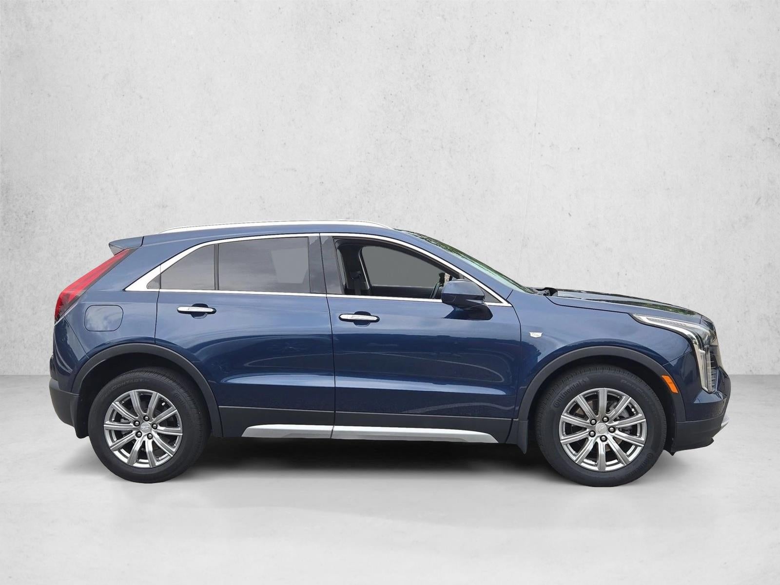 2020 Cadillac XT4 FWD Premium Luxury