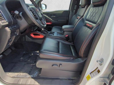 2024 Nissan Frontier Crew Cab PRO-4X 4x4