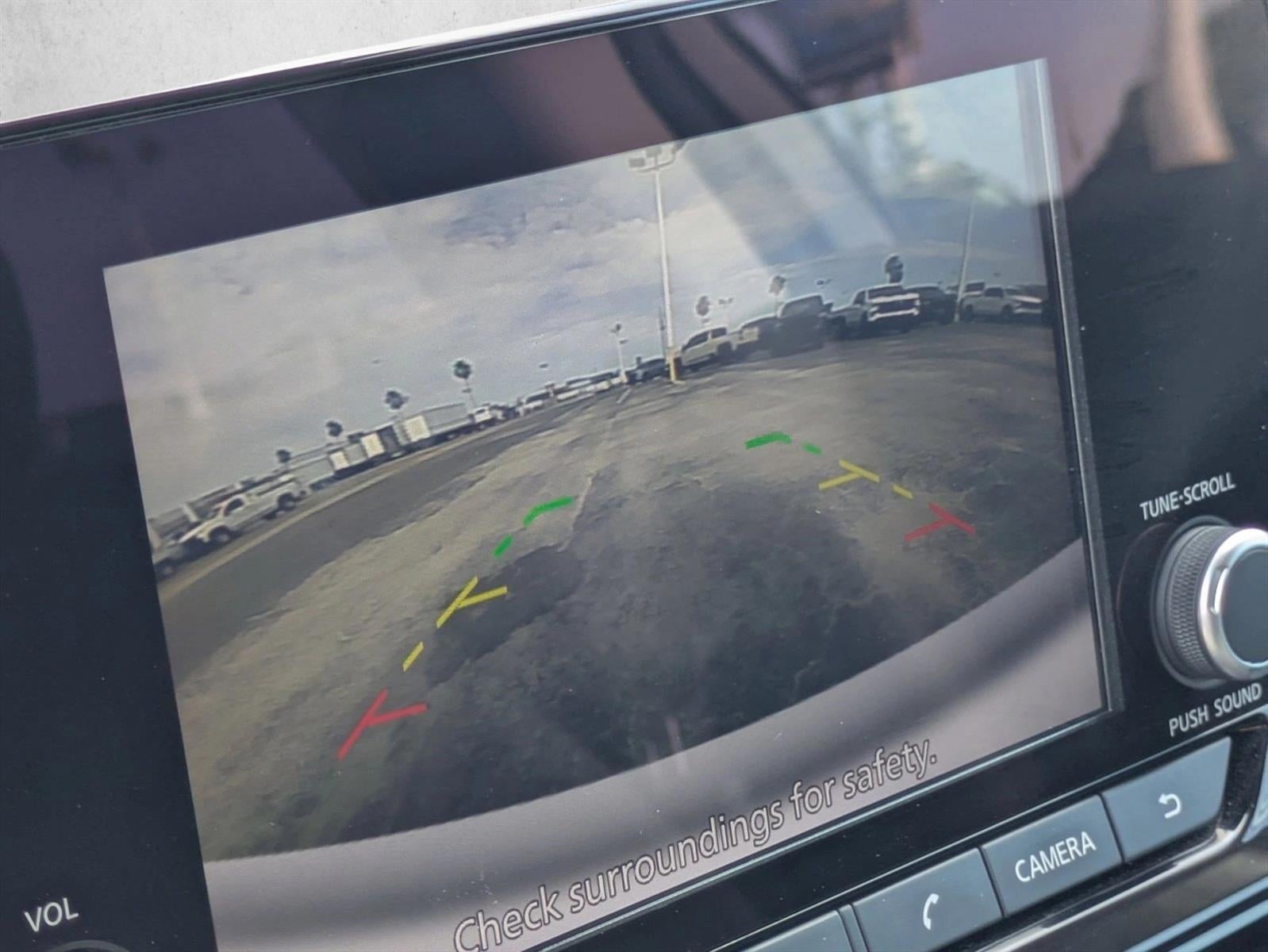 2025 Nissan Pathfinder SV FWD