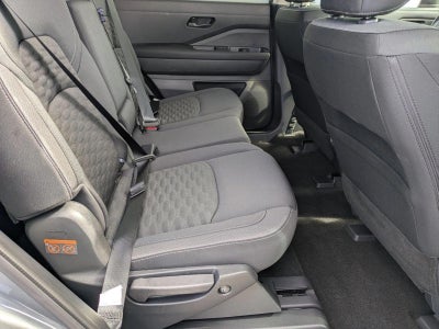 2025 Nissan Pathfinder SV FWD