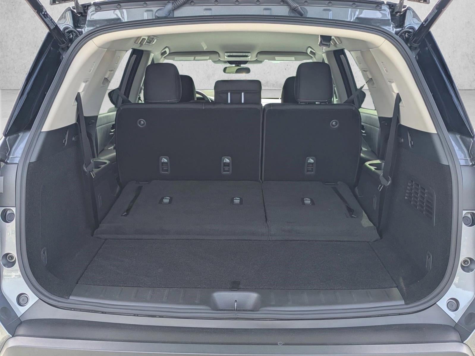 2025 Nissan Pathfinder SV FWD