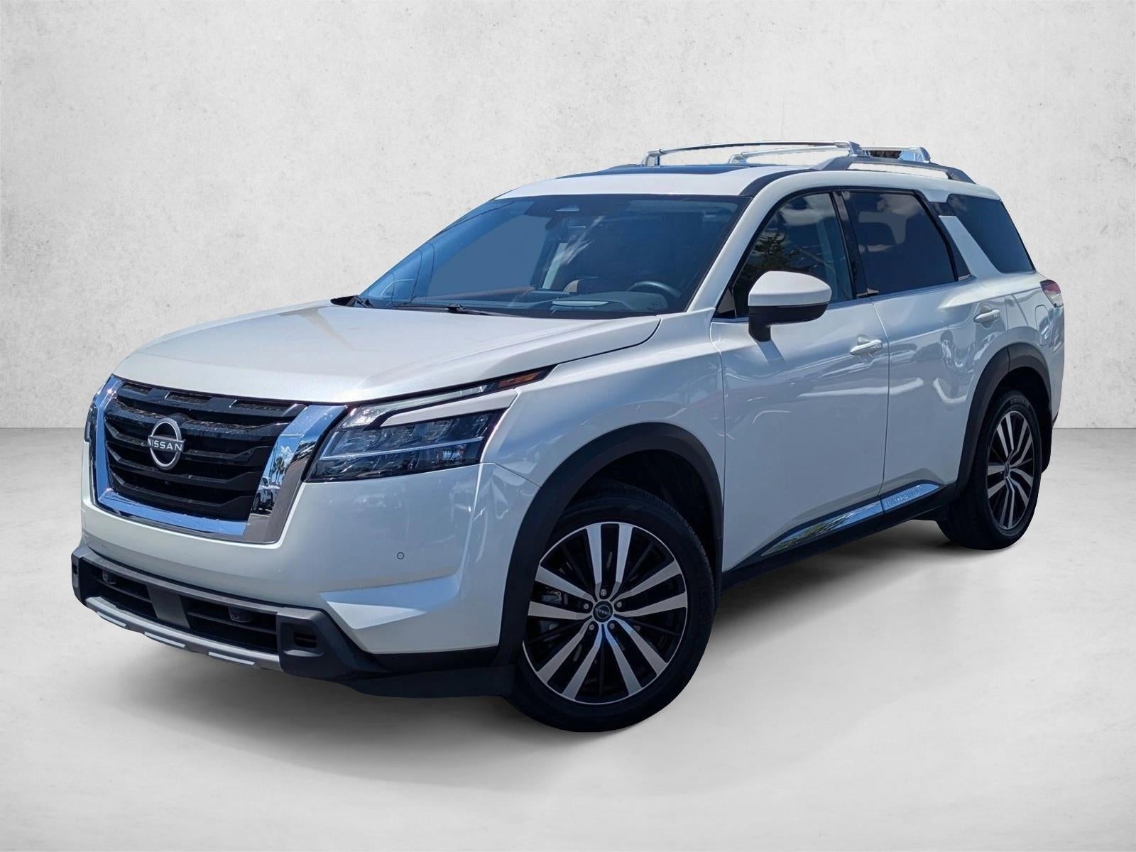 2024 Nissan Pathfinder Platinum FWD