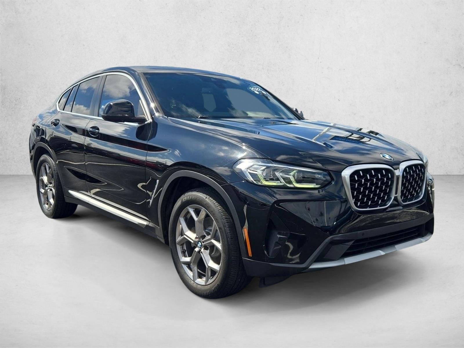 2022 BMW X4 xDrive30i