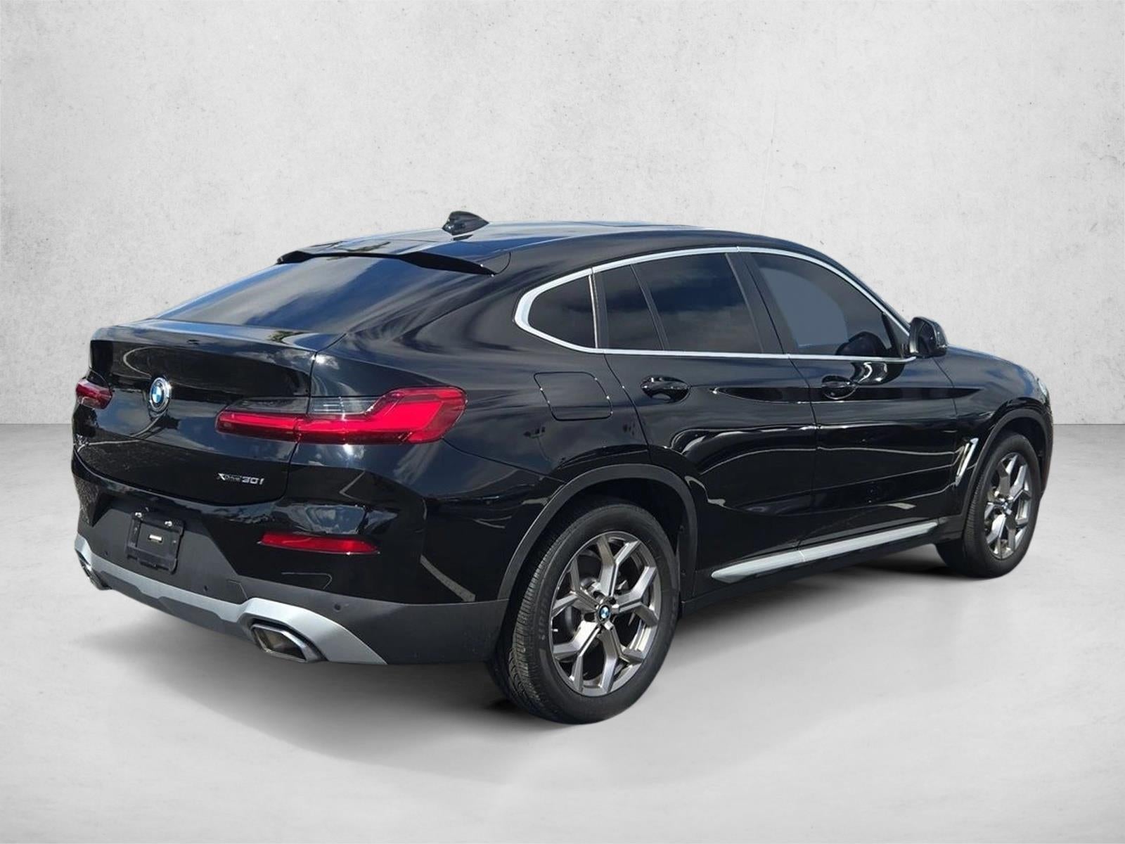 2022 BMW X4 xDrive30i