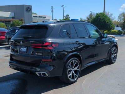 2026 BMW X5 M60i