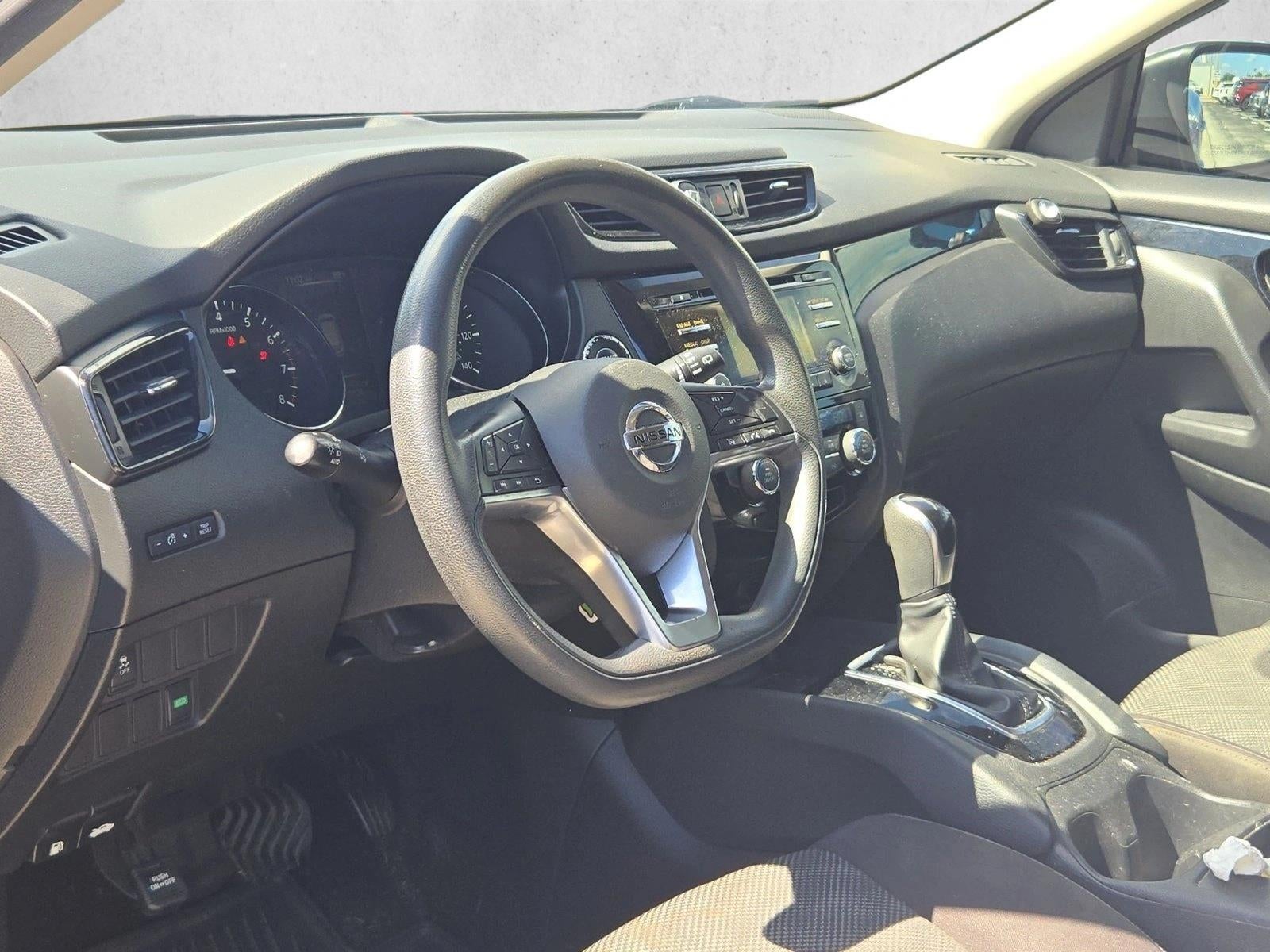 2017 Nissan Rogue Sport SV