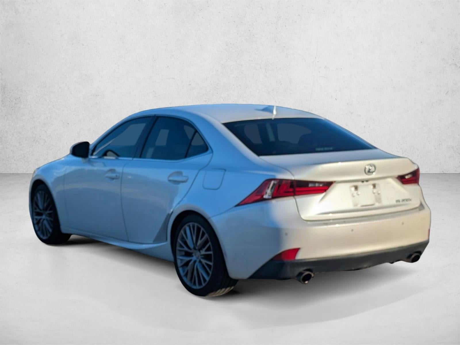 2016 Lexus IS 200t 