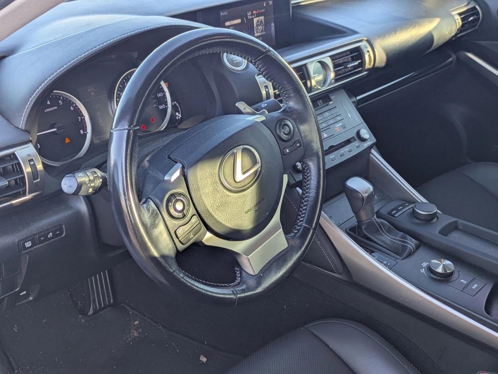 2016 Lexus IS 200t 