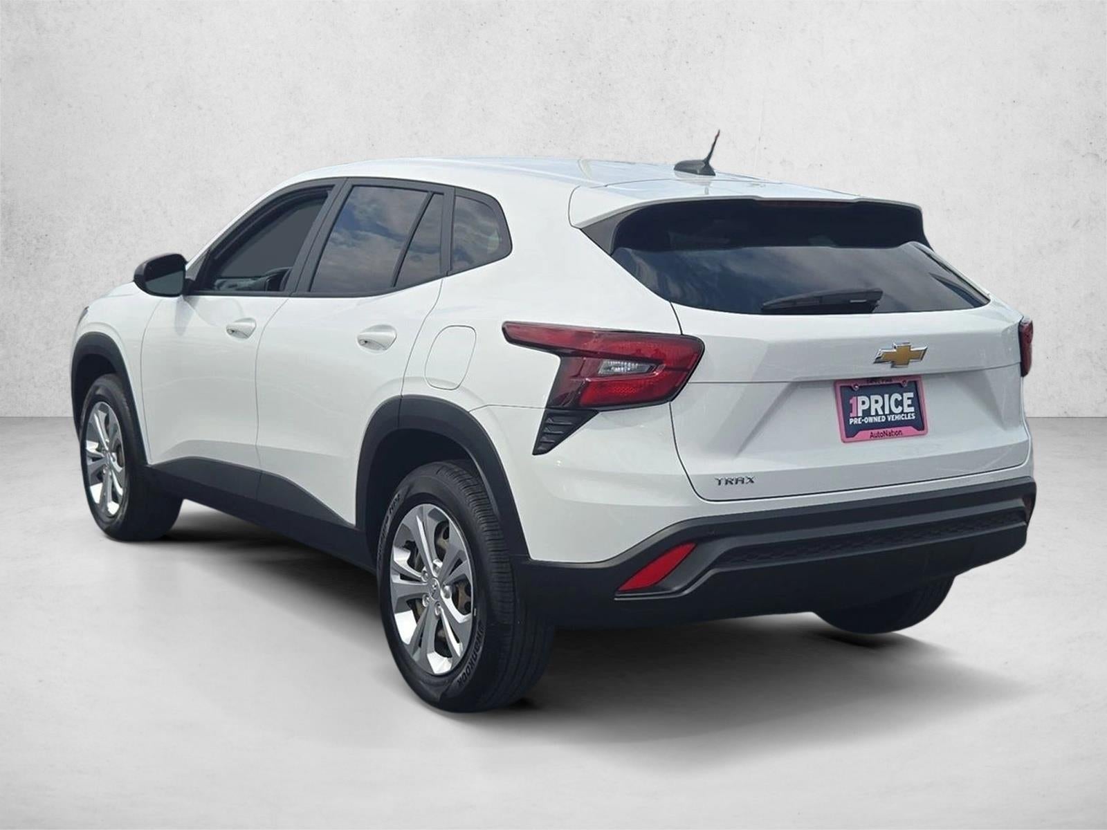 2025 Chevrolet Trax LS
