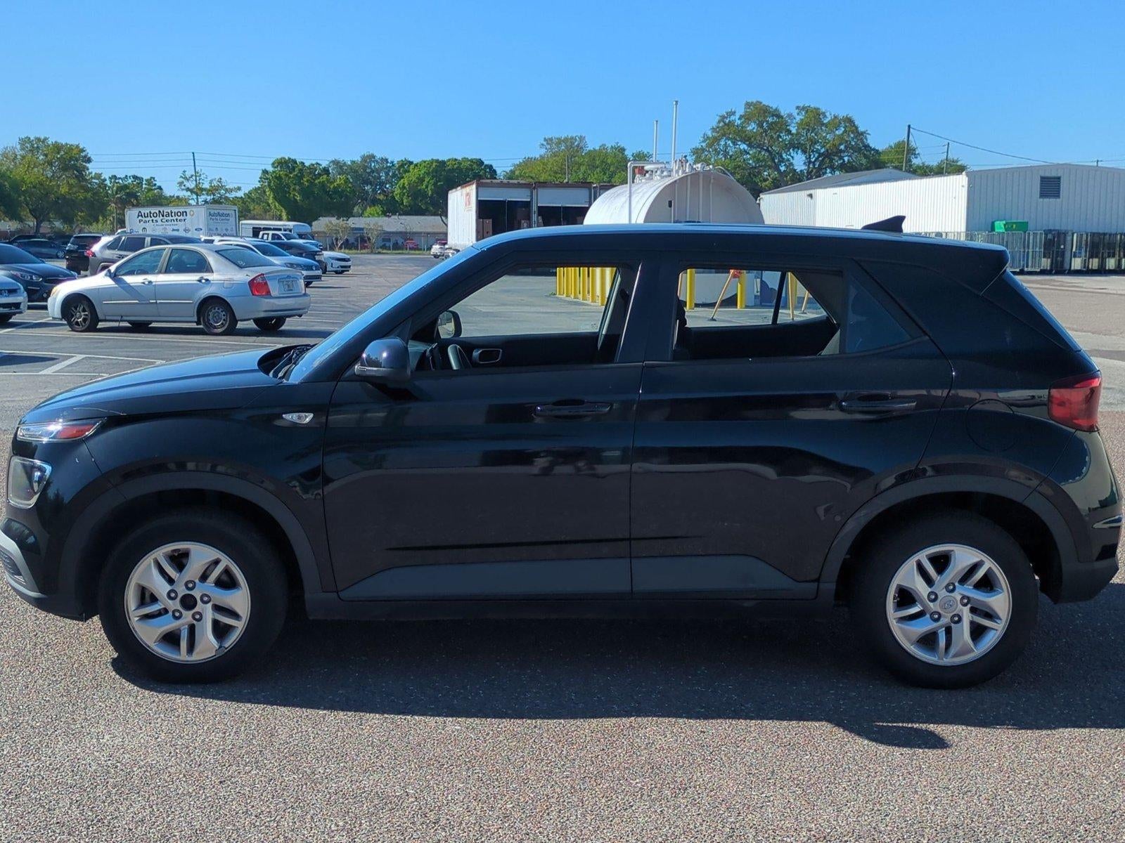 2021 Hyundai Venue SE