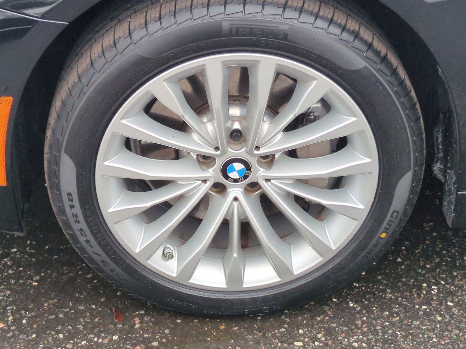 2021 BMW 530e 530e