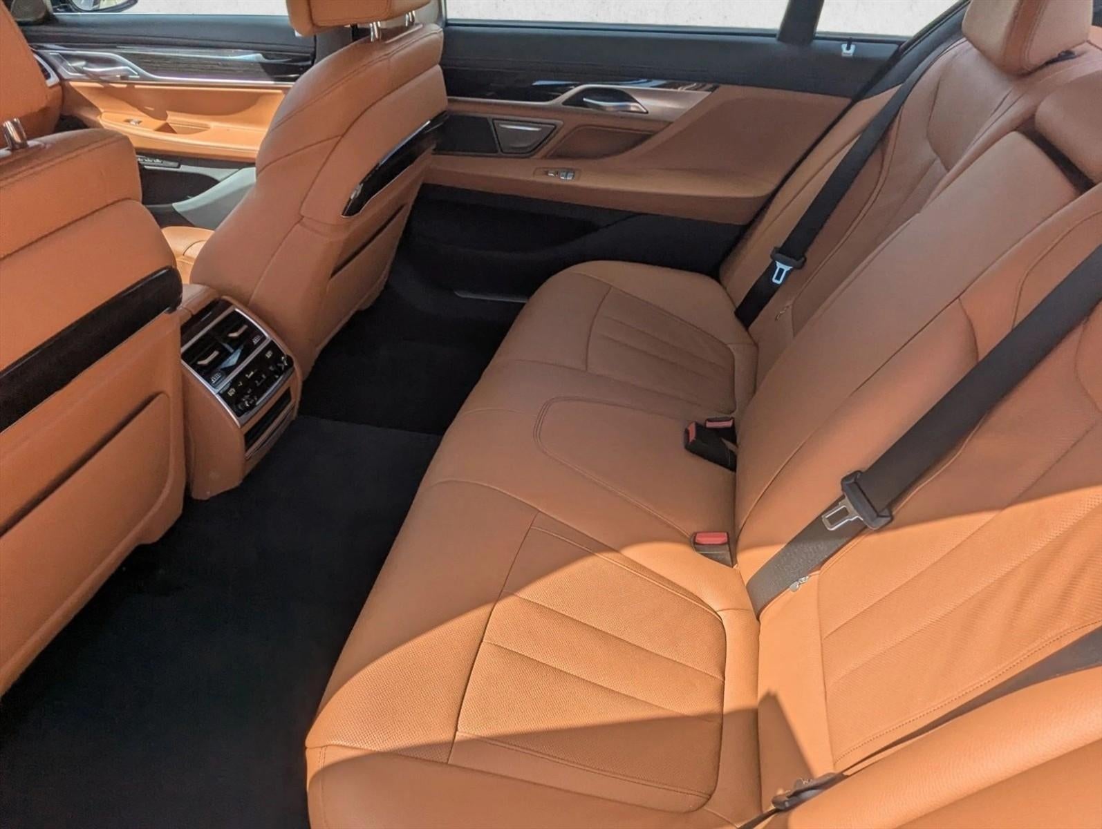 2019 BMW 7 Series 740i