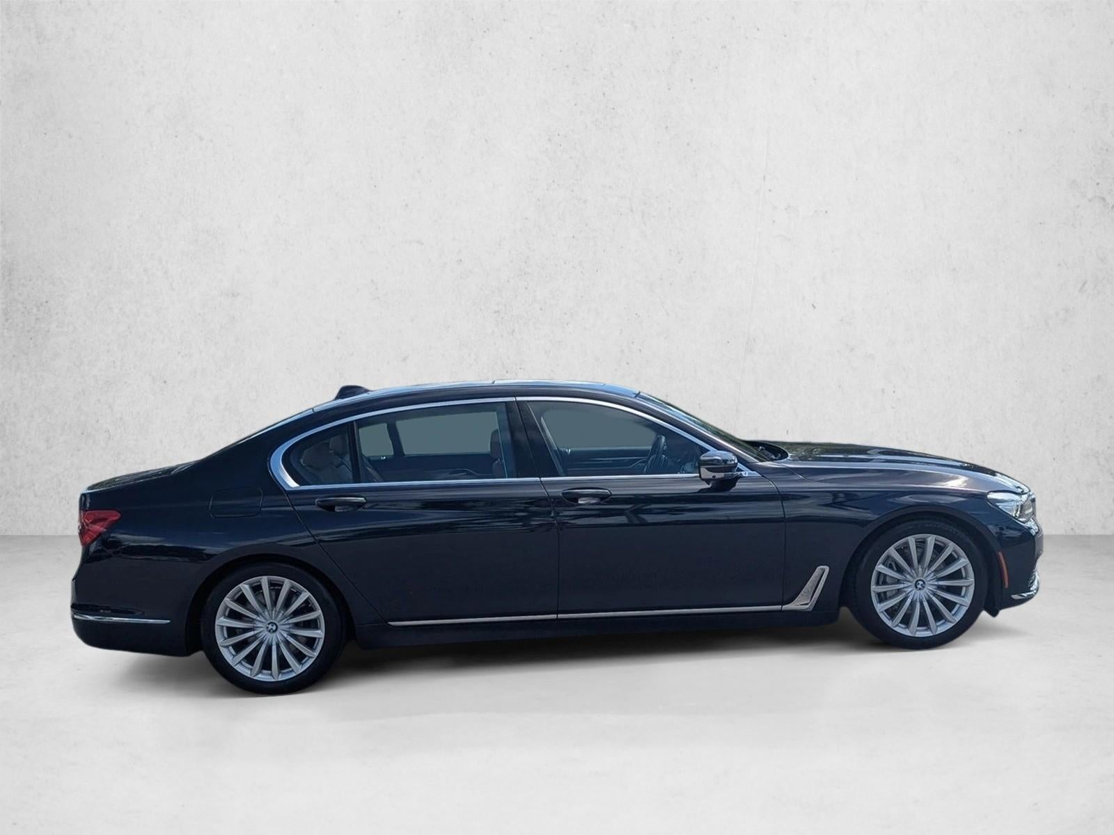 2019 BMW 7 Series 740i