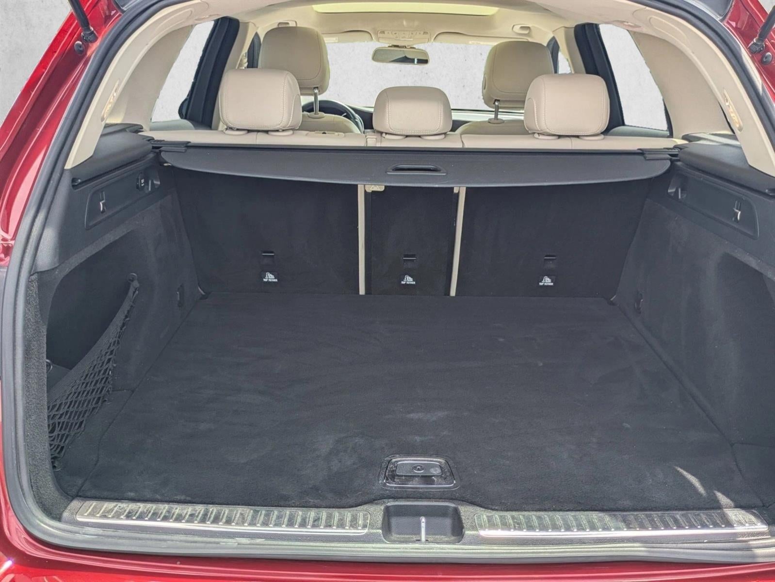 2016 Mercedes-Benz GLC 300 GLC 300