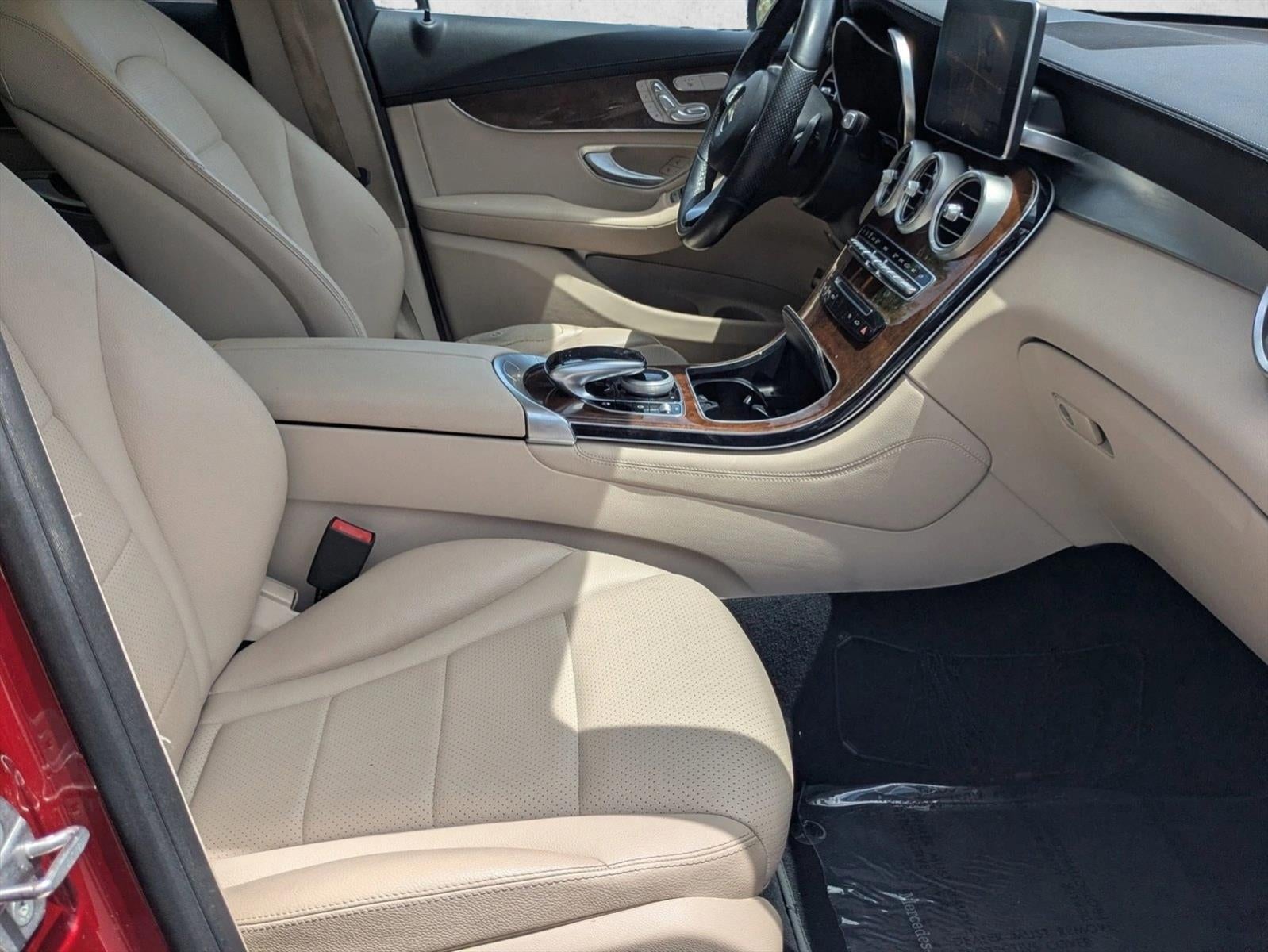 2016 Mercedes-Benz GLC 300 GLC 300