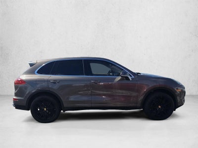 2016 Porsche Cayenne Base