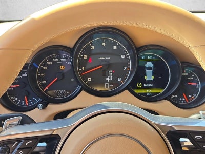 2016 Porsche Cayenne Base