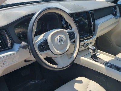 2018 Volvo XC60 Momentum