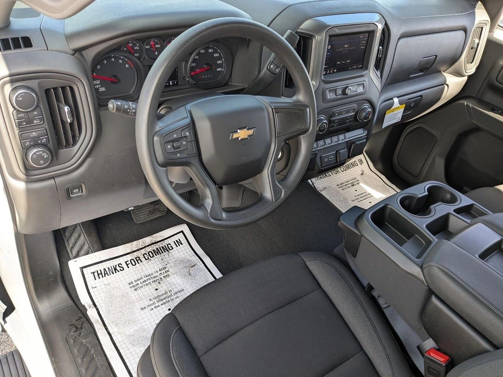 2025 Chevrolet Silverado 1500 Custom