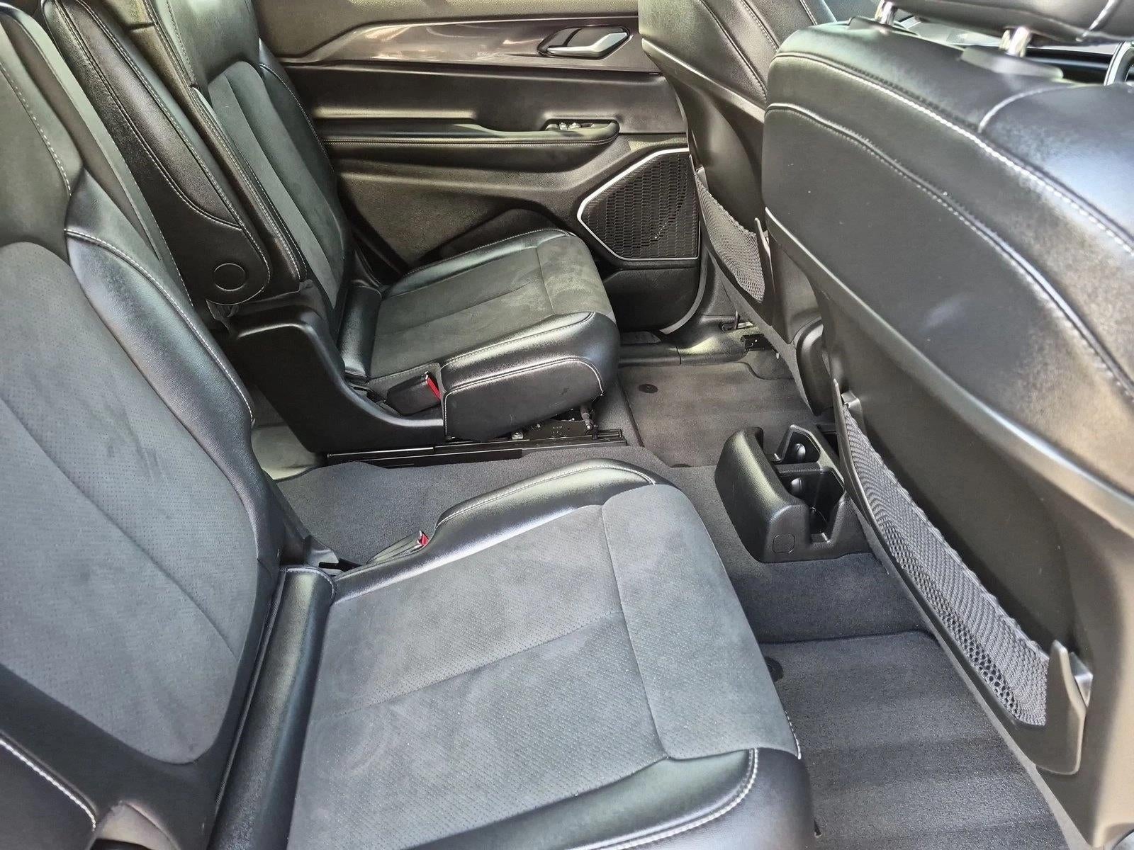 2022 Jeep Grand Cherokee L Altitude 4x4