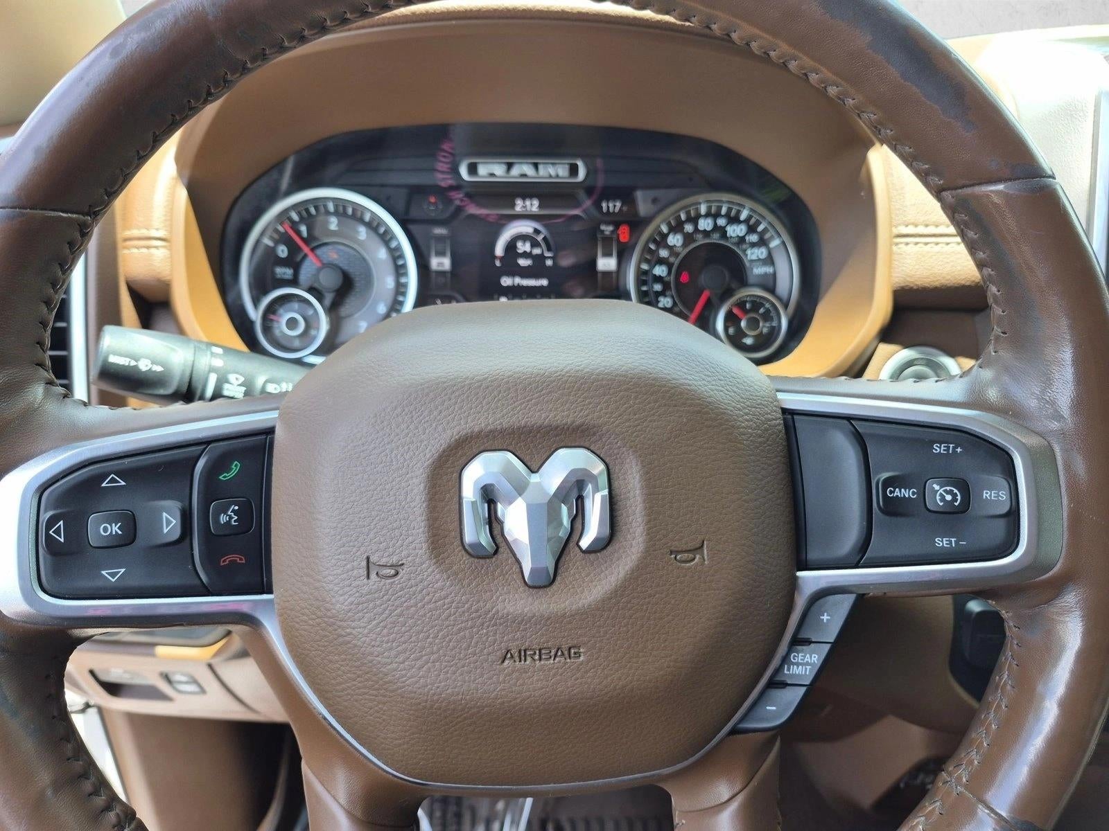 2020 RAM 1500 Laramie 4x2 Crew Cab 5'7" Box
