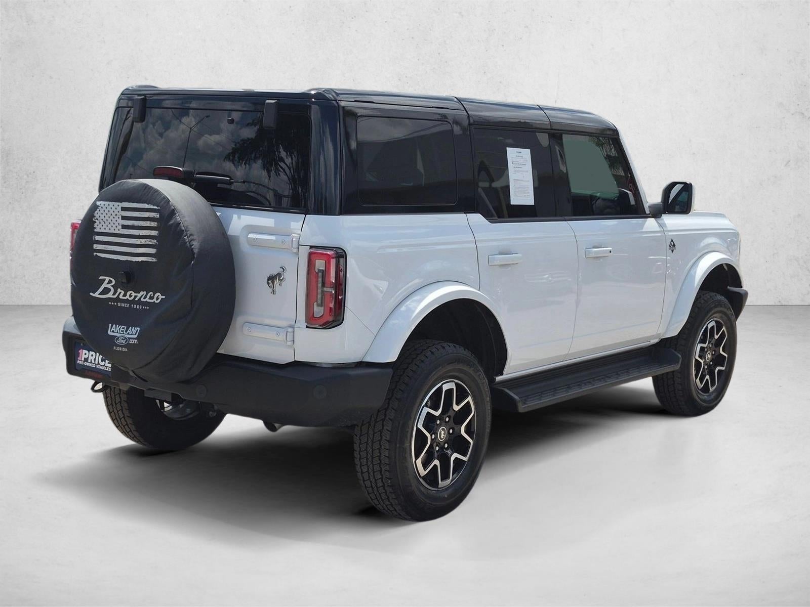 2025 Ford Bronco Outer Banks 4 Door 4x4