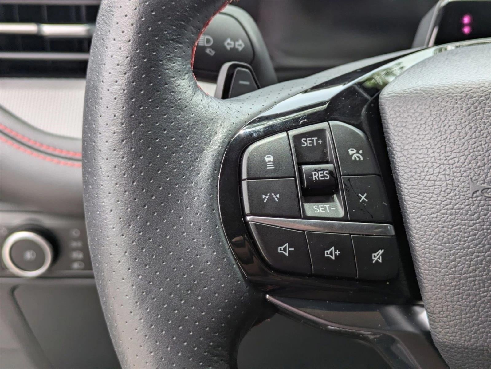 2025 Ford Explorer ST 4WD