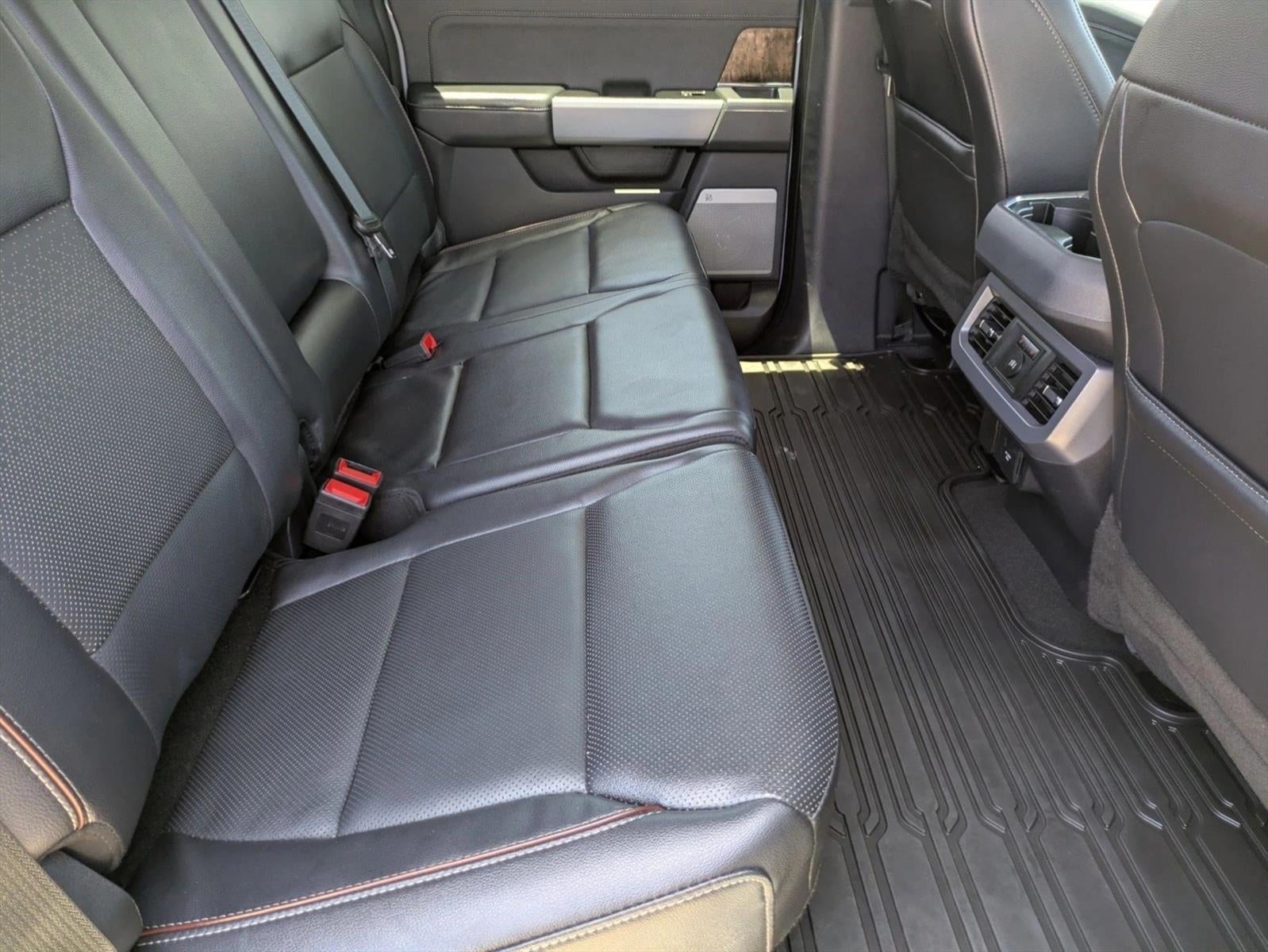 2024 Ford Super Duty F-250 SRW LARIAT 4WD Crew Cab 6.75' Box