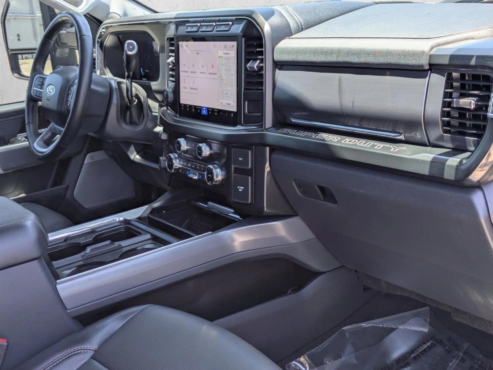 2024 Ford Super Duty F-250 SRW LARIAT 4WD Crew Cab 6.75' Box