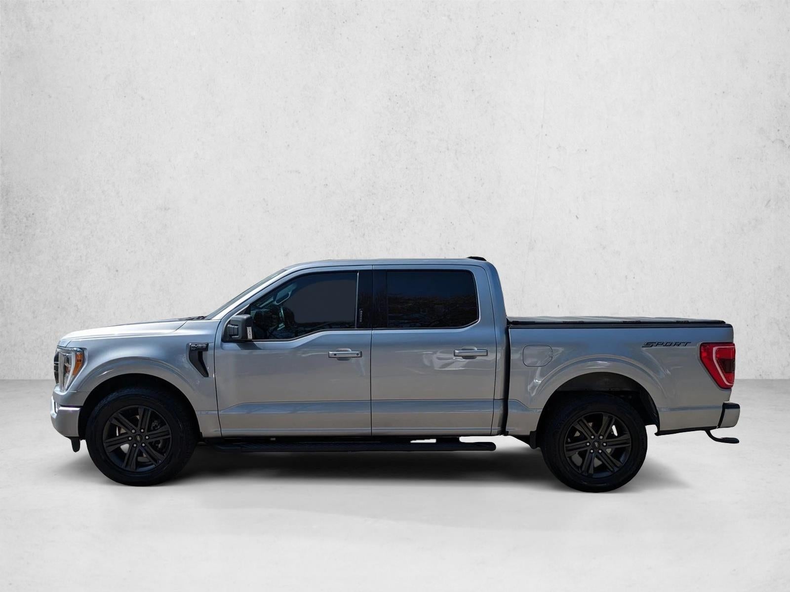 2022 Ford F-150 XLT 2WD SuperCrew 5.5' Box