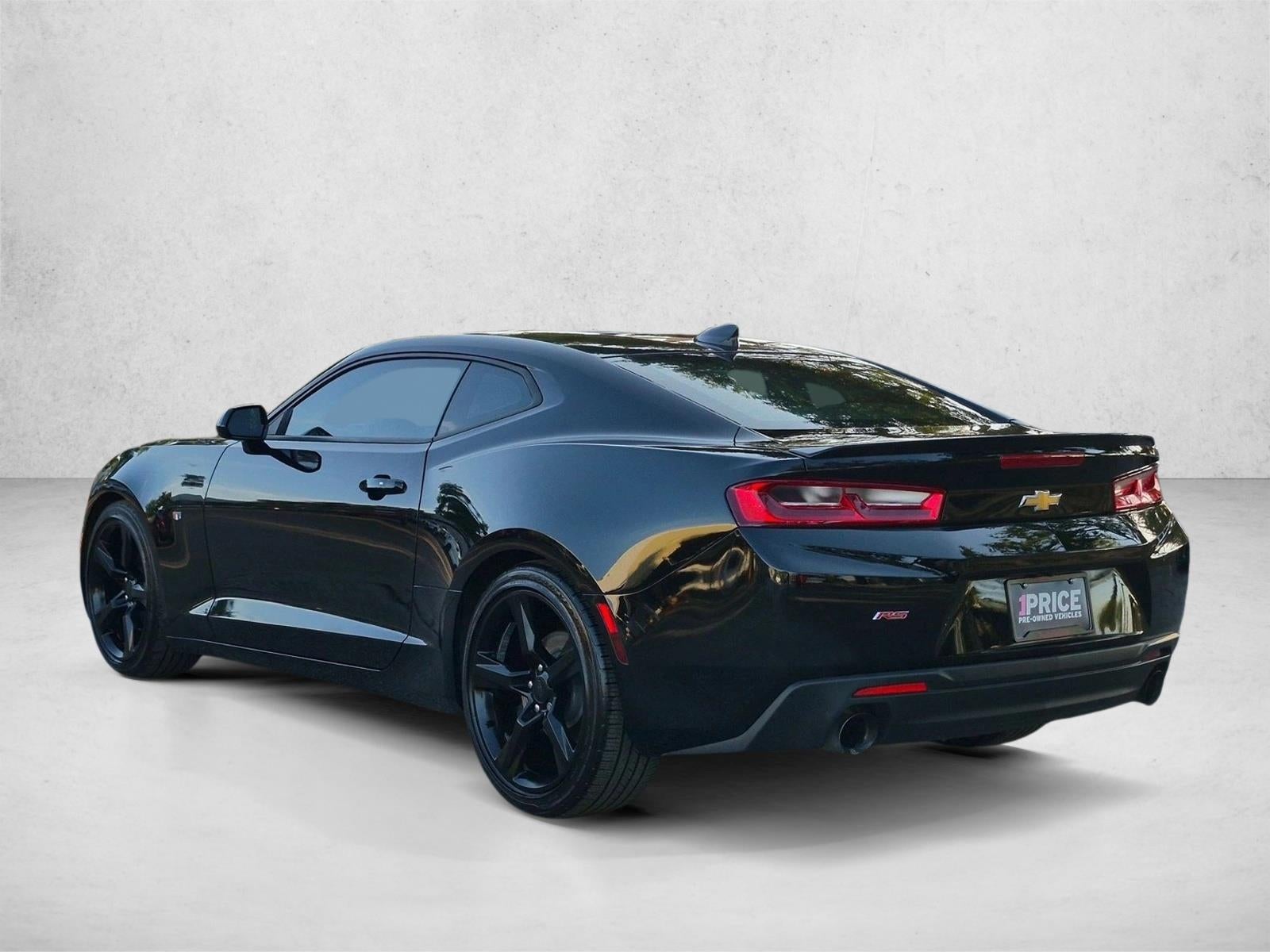 2018 Chevrolet Camaro 2dr Coupe 1LT
