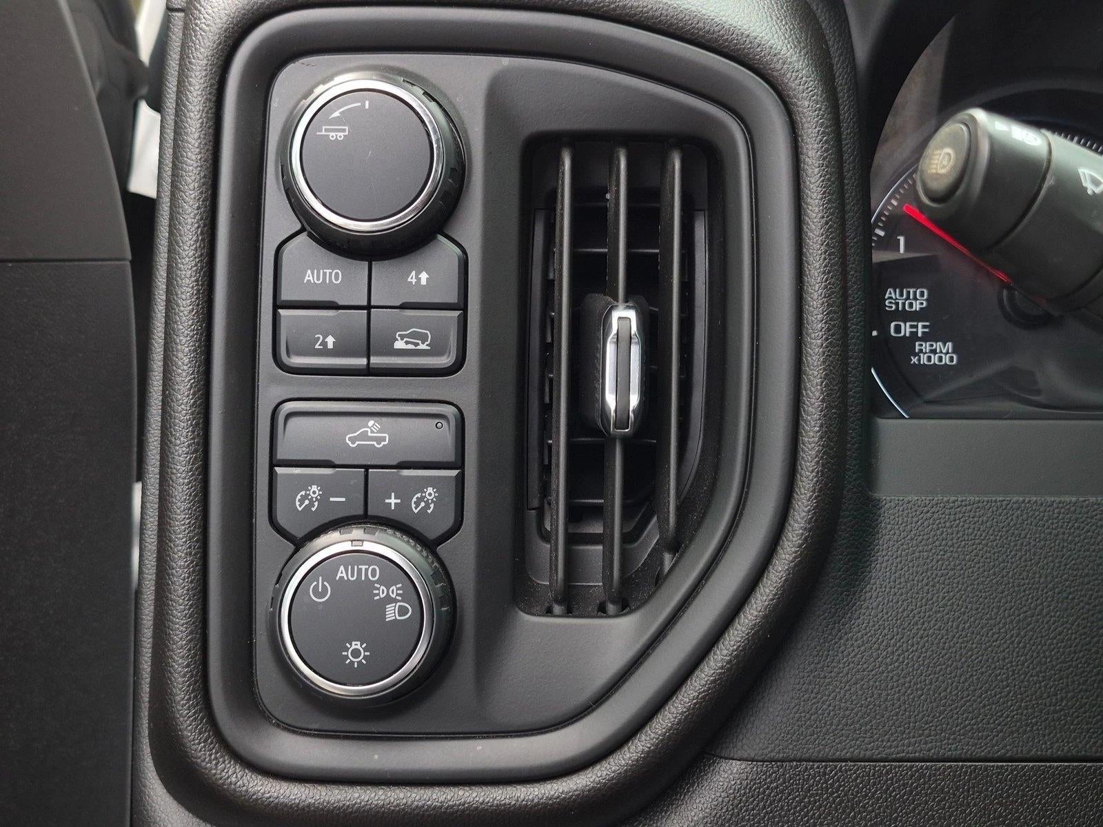 2024 Chevrolet Silverado 1500 Crew Cab Short Box 4-Wheel Drive Custom
