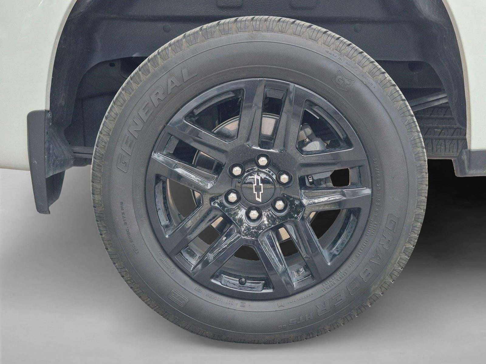 2024 Chevrolet Silverado 1500 Crew Cab Short Box 4-Wheel Drive Custom