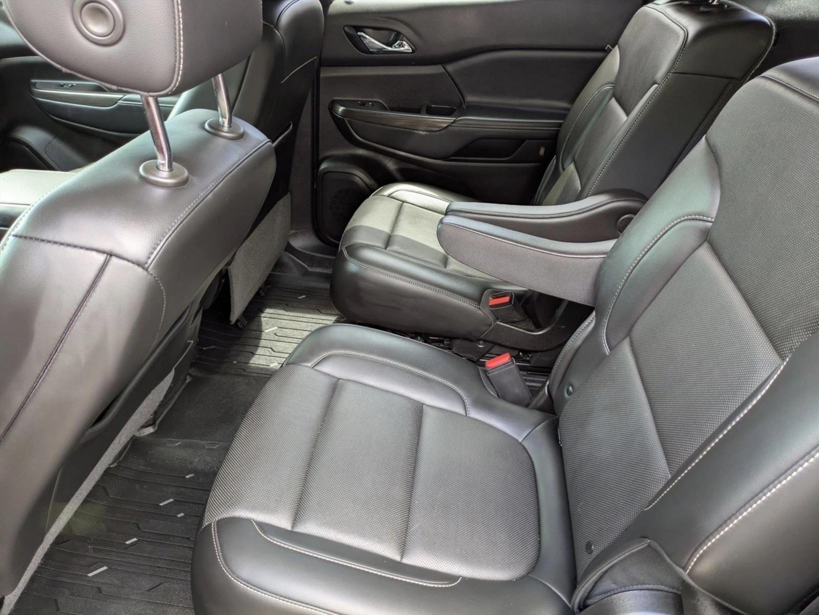 2021 GMC Acadia FWD SLT