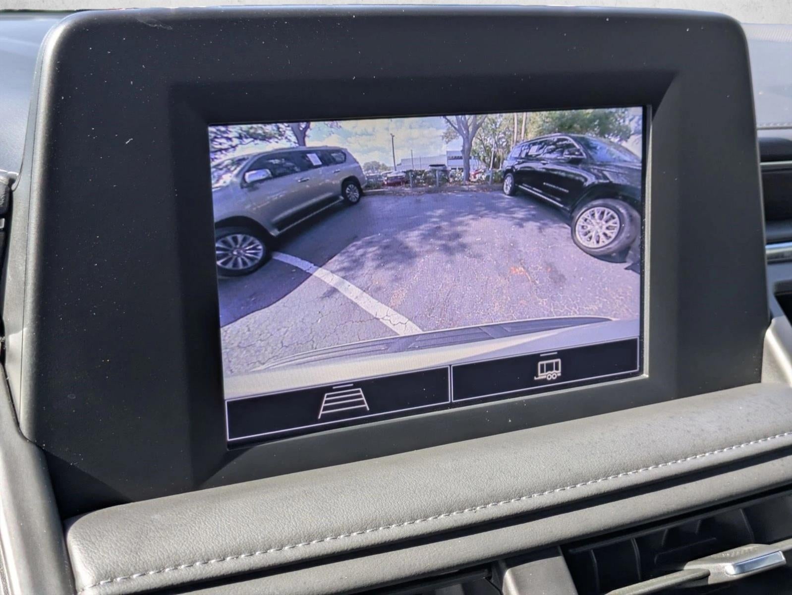 2024 Chevrolet Suburban 2WD LS
