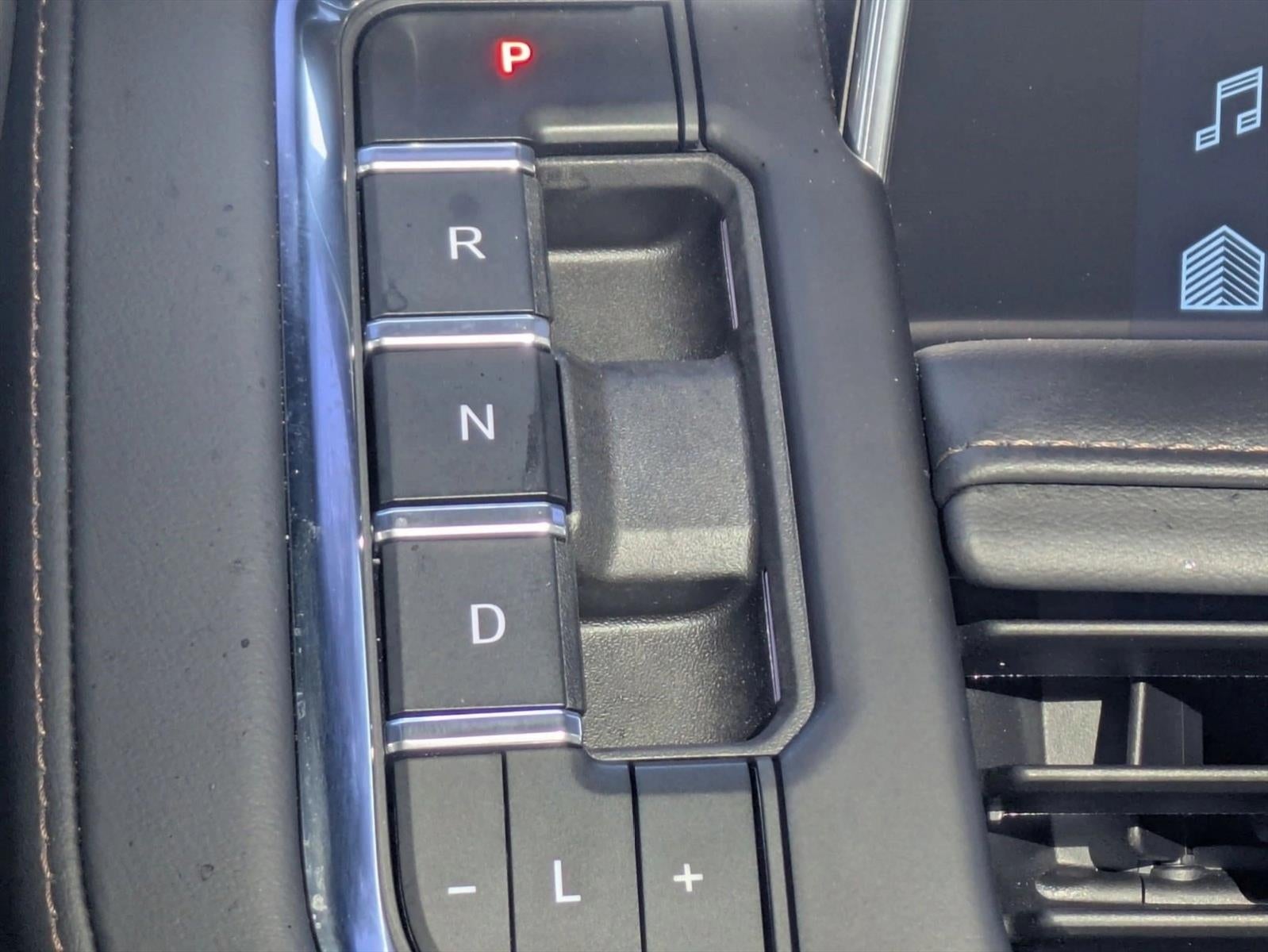 2024 Chevrolet Tahoe 4WD High Country