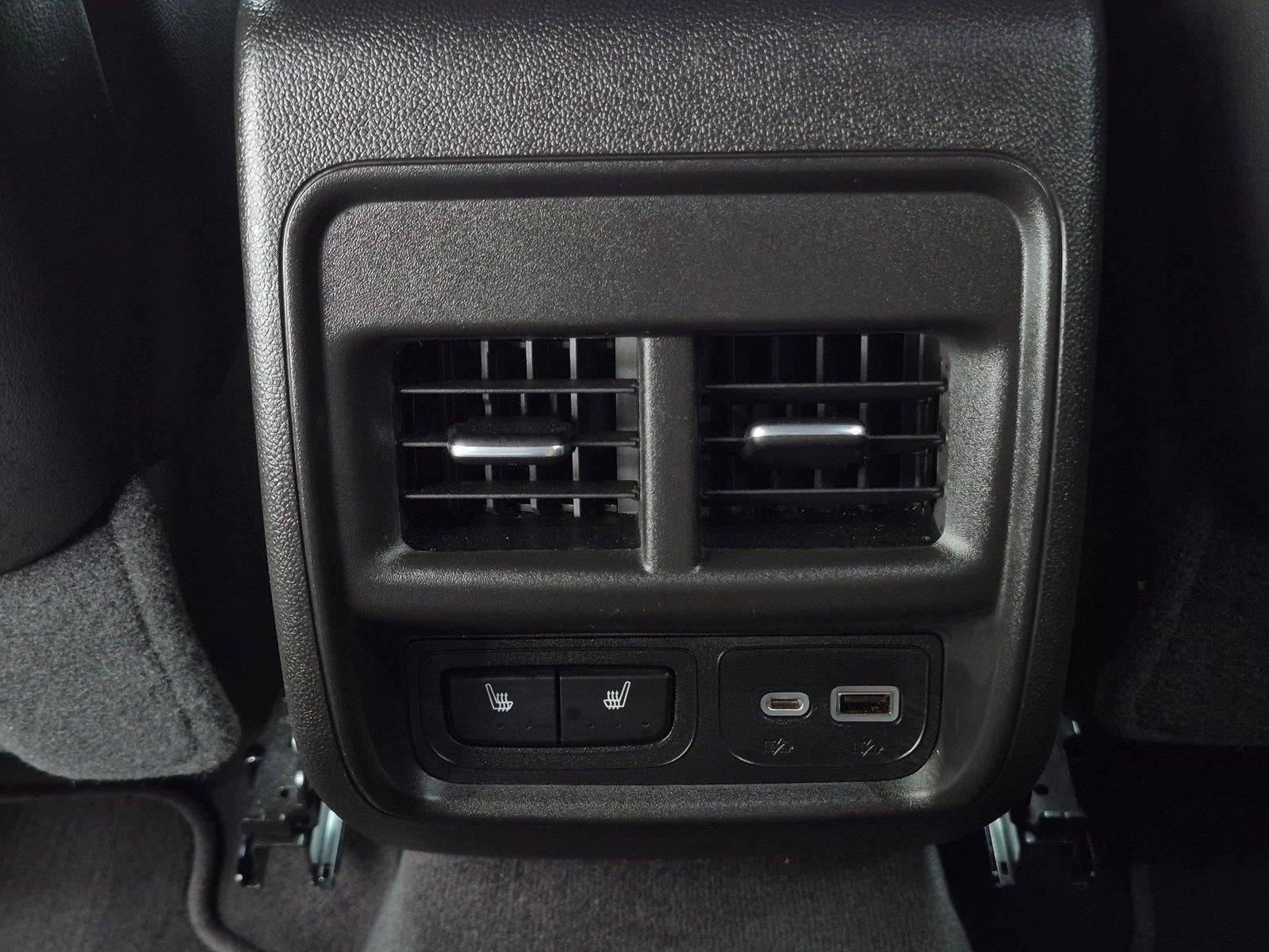 2024 Cadillac XT4 FWD 4dr Sport