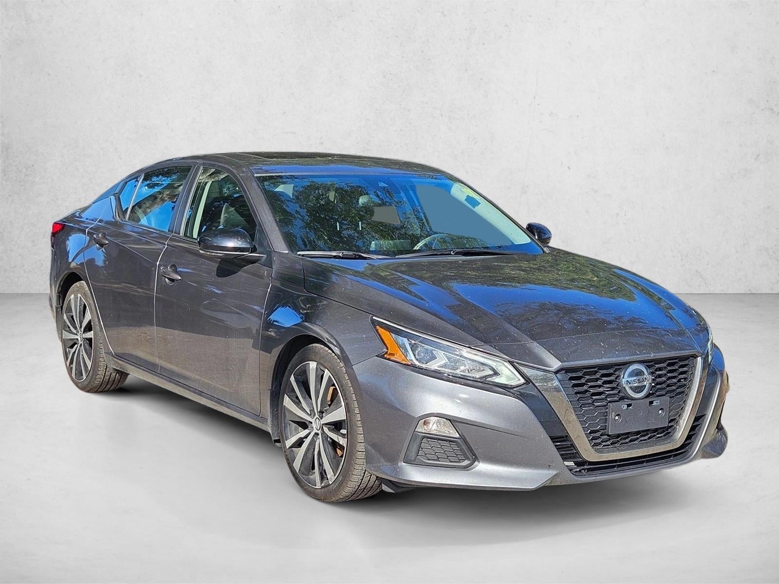 2022 Nissan Altima 2.0 SR Sedan