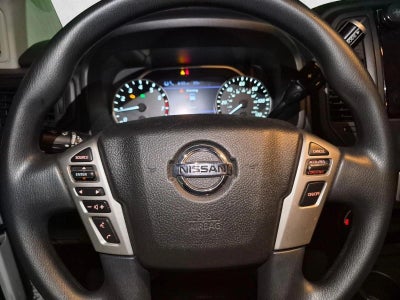 2021 Nissan Titan 4x4 Crew Cab S